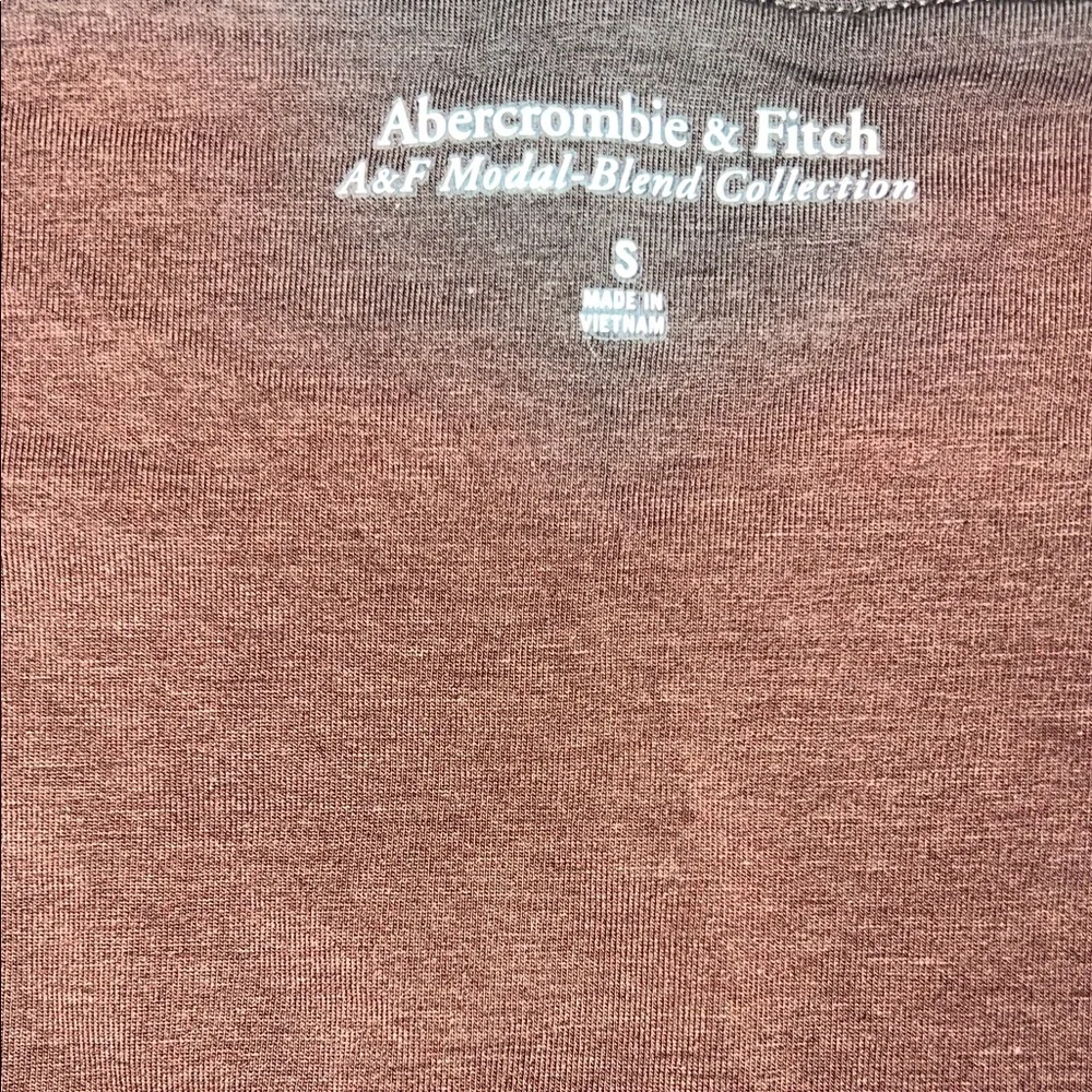 Abercrombie & Fitch Brown V-Neck Ruched Short Sleeve Padded Top - Picture 3 of 3
